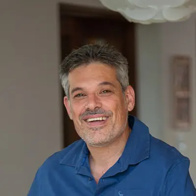 Dr Anthony de Pontes